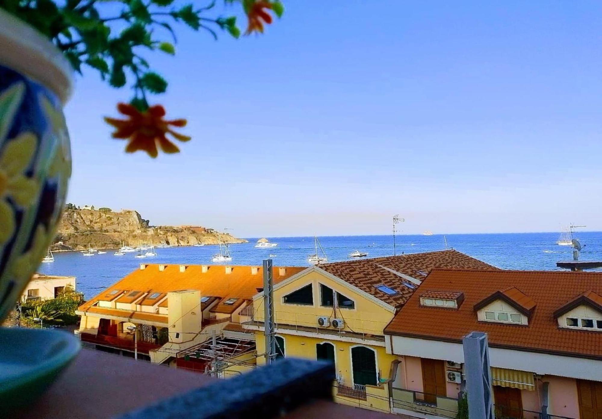 Hotel Pensione Cundari Taormina Bagian luar foto