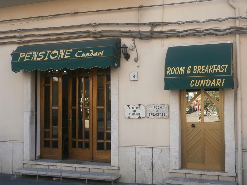 Hotel Pensione Cundari Taormina Bagian luar foto